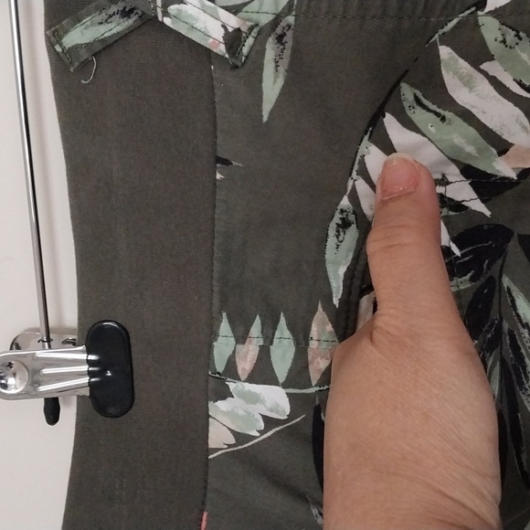 Riders by Lee flora short with extra size - Picture 3 of 5